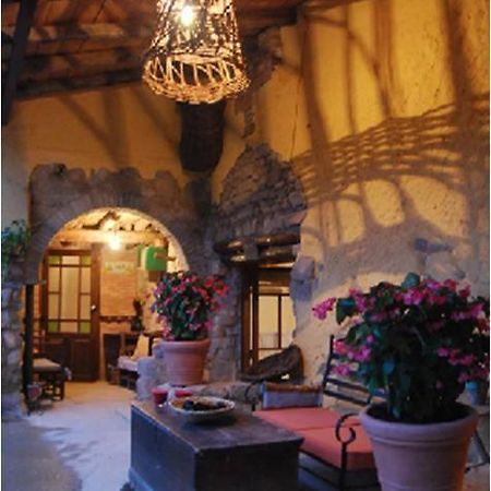El Callejon De Andrese Loarre Exterior photo