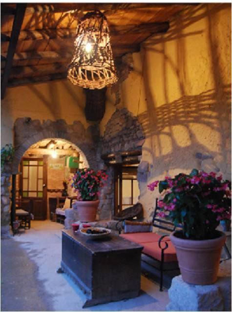 El Callejon De Andrese Loarre Exterior photo